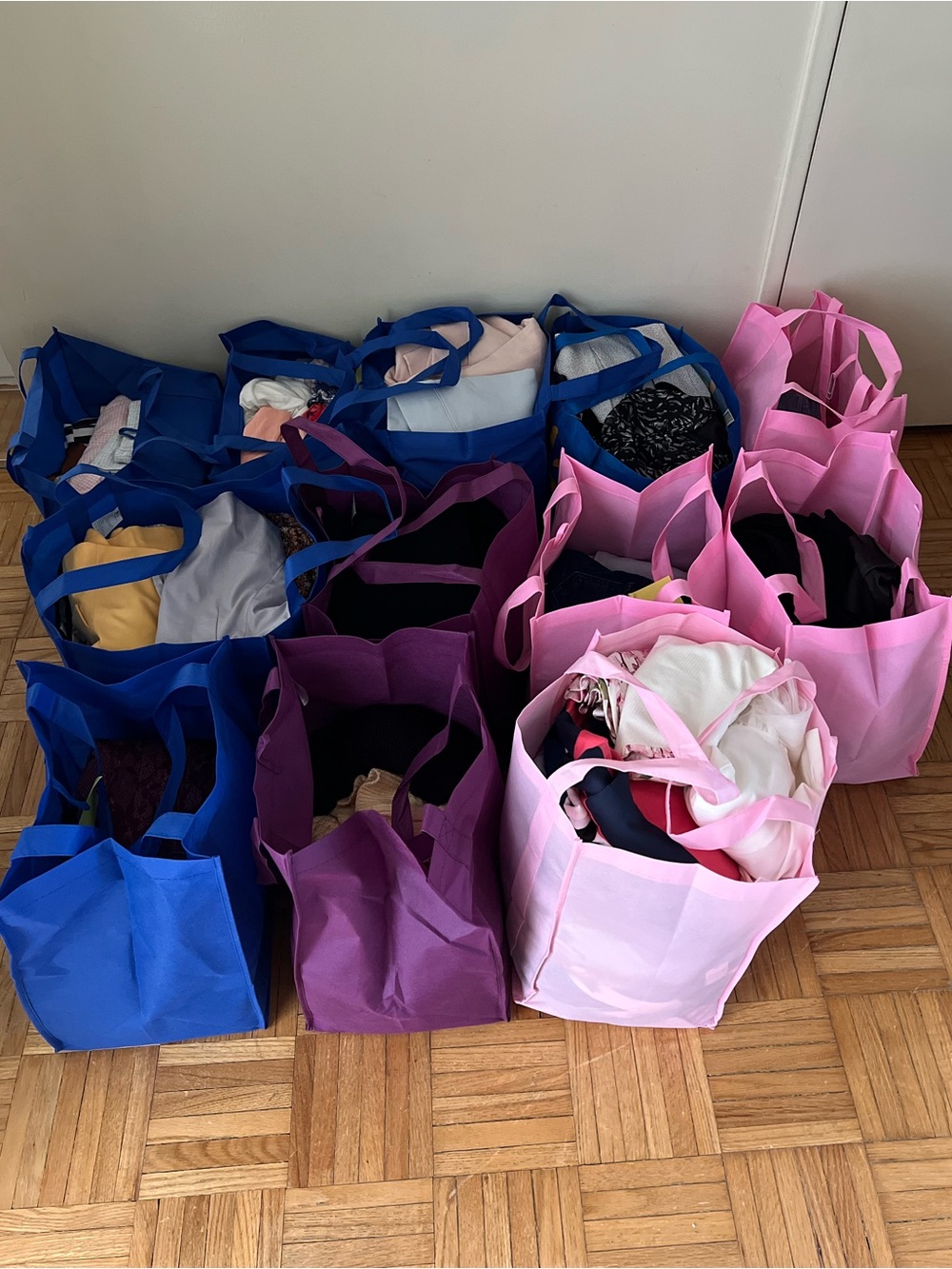 Surprise Clothing Bag – 10 Pieces (XS–S)